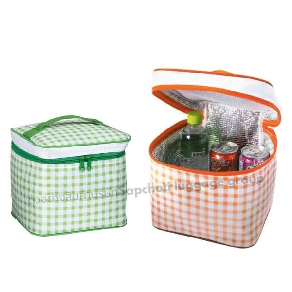 รับผลิตกระเป๋าเก็บความเย็น เเละ ความร้อน กระเป๋าปิคนิค วัสดุฟู้ดเกรด เก็บอุณหภูมิ กระเป๋าใส่อาหาร ( เเบบที่ 3 )