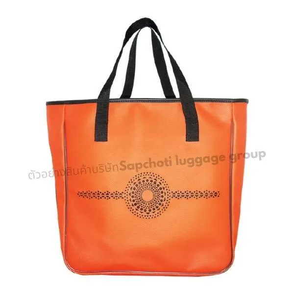 รับผลิตกระเป๋าสะพาย  กระเป๋าถือหนังเทียม ( เเบบที่ 1 )